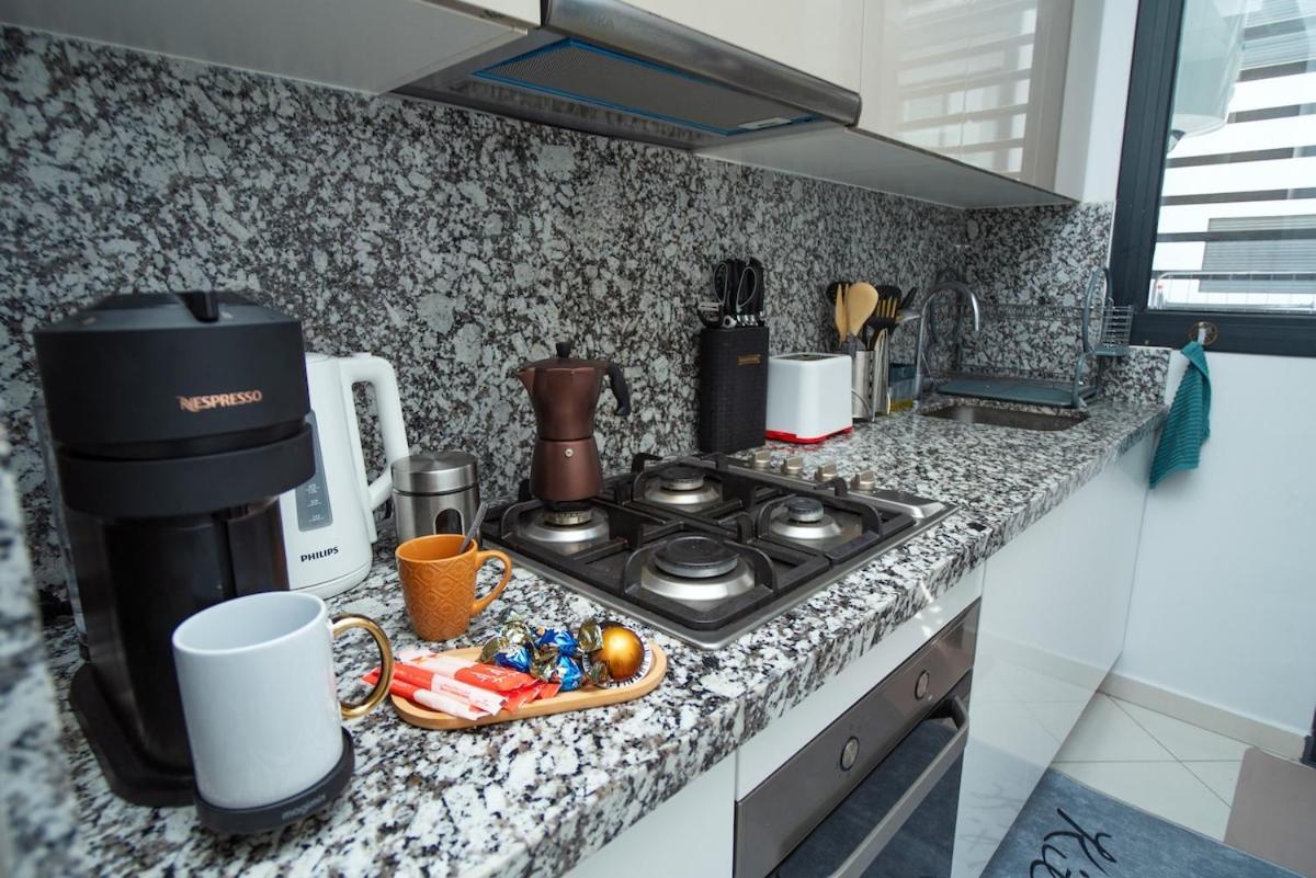 Apartment Blue Palm Pool, Quiet And Comfort In *